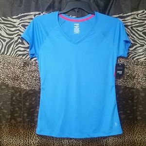 NWT Danskin dri-more loose fit top, medium